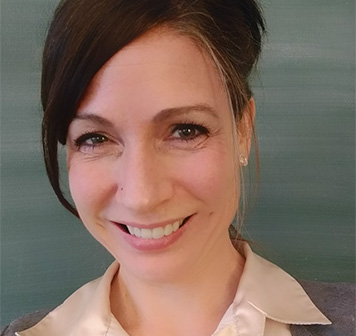 Dr. Julie Noyes