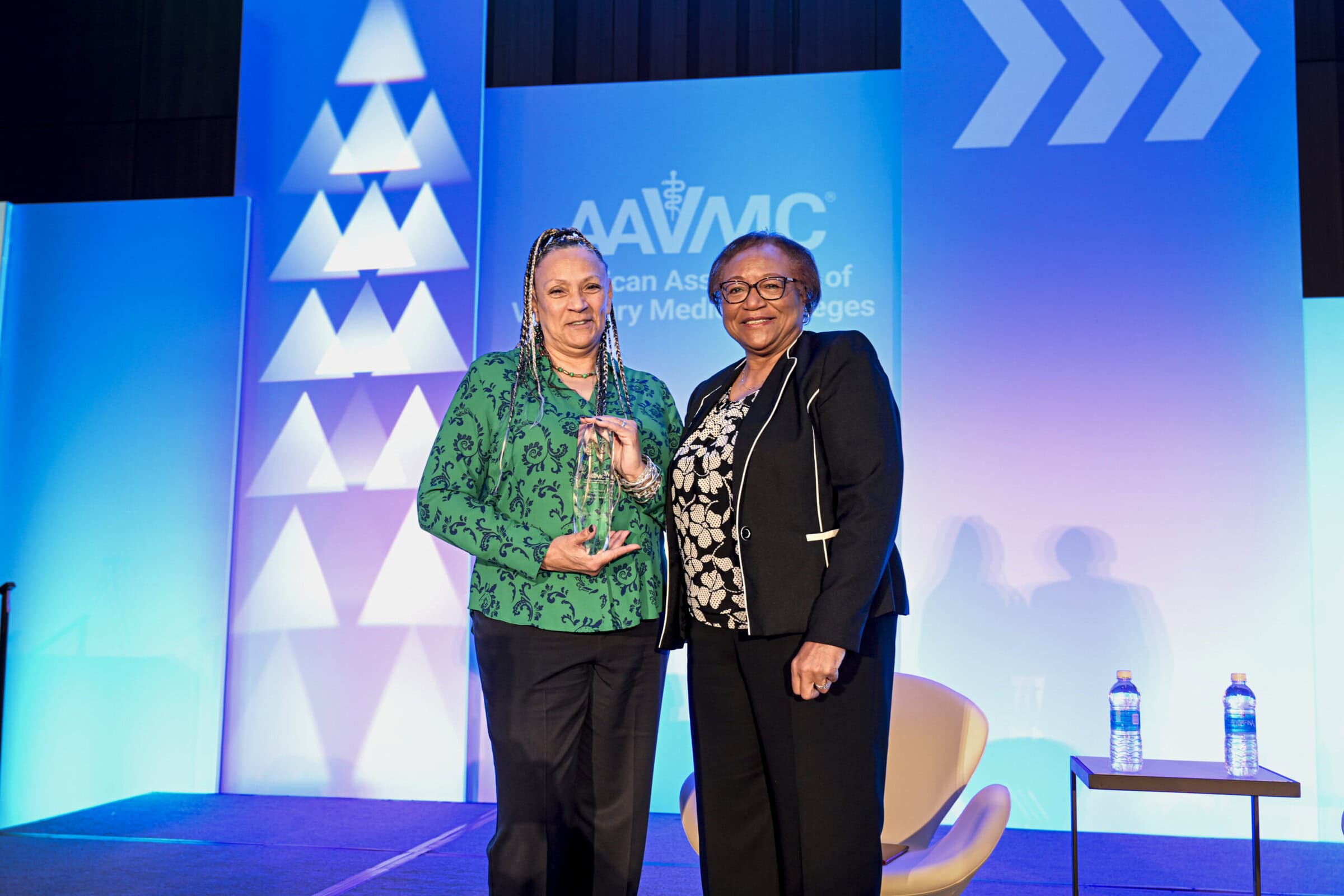 Dr. Monica Howard was presented with the Iverson Bell award. (Imagine Photography DC) 